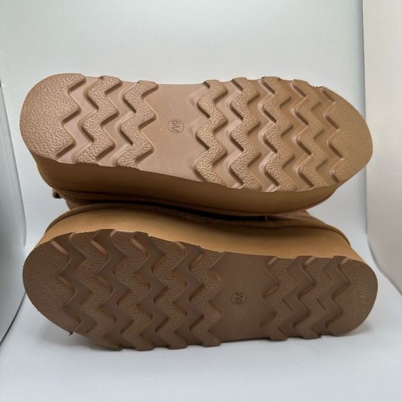 CUSHIONAIRE Women's Genuine Suede pull on platform boot +Memory Foam 6 CHESTNUT - Picture 5 of 7